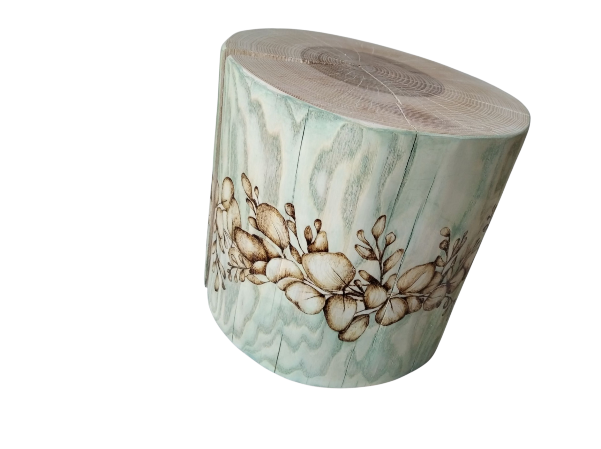 malý jasanový špalík s věncem